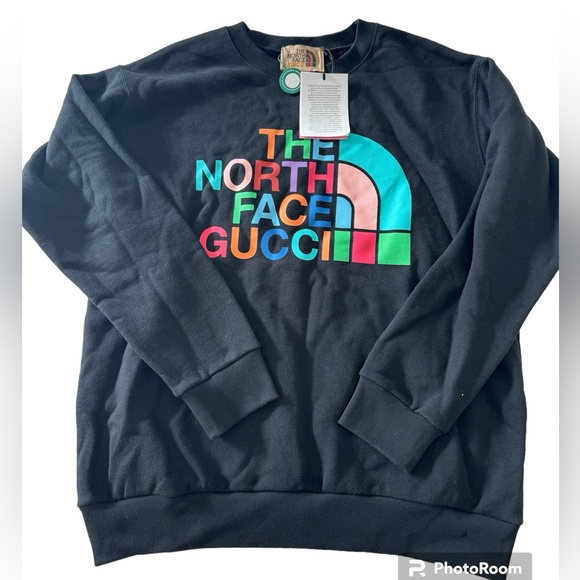SOLD !! Gucci x the North face sweatshirt - size medium- NWT - Picture 2 of 6